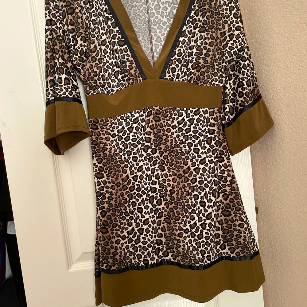 Women’s animal printed blouse